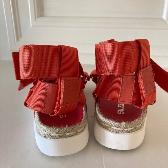 NWOT Silent D Anthropologie Trevor Gladiator Red Hook & Loop Strappy Sandals 36 - Picture 7 of 7